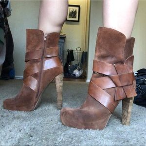 Jessica Simpson Brown boots